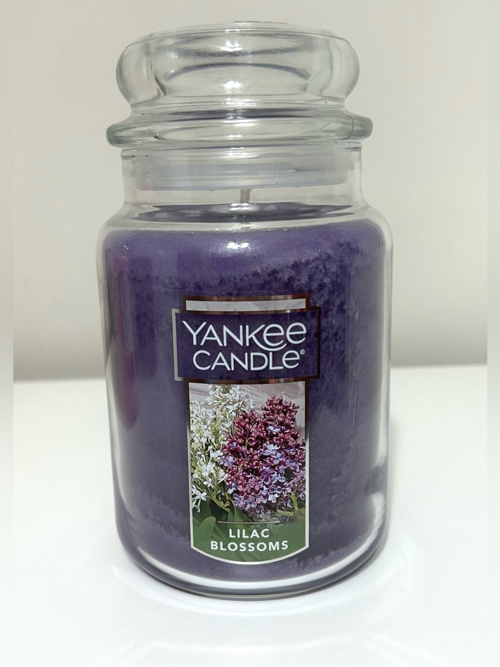 New Yankee Jar Candle Lilac Blossoms 22 ounce